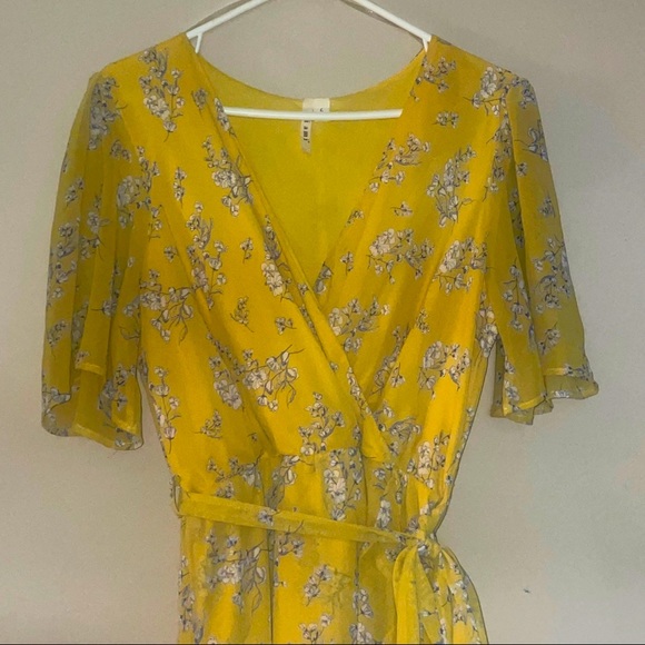 Yellow Floral Womens Dress - Picture 1 of 4